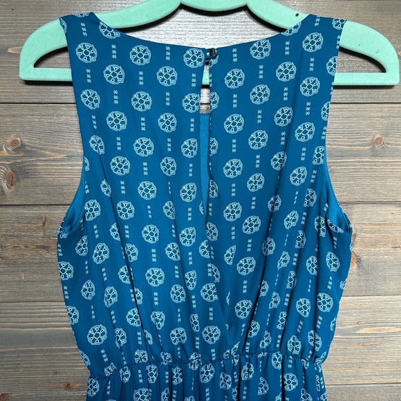 Francesca’s teal patterned flowy jumpsuit - Picture 3 of 3